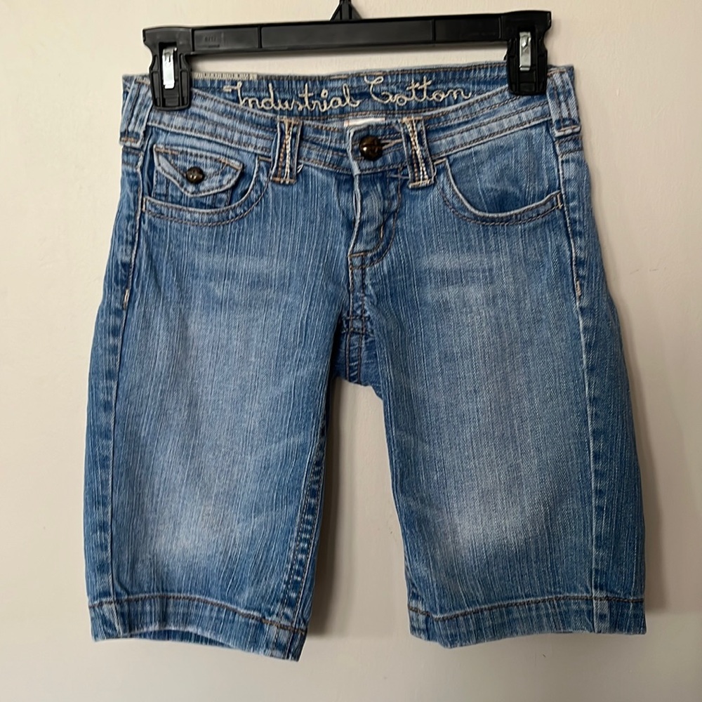 juniors bermudas size 1